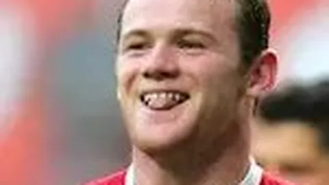 独家放送：瑞典足球巨头易卜拉欣迪亚巴特加盟阿拉维斯，闪耀租借赛季！